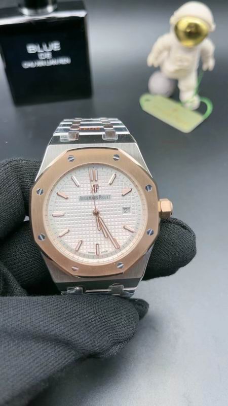 AP watch 30 (25)